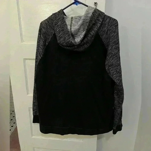Express brand, gray and black pullover hoodie - Picture 4 of 5